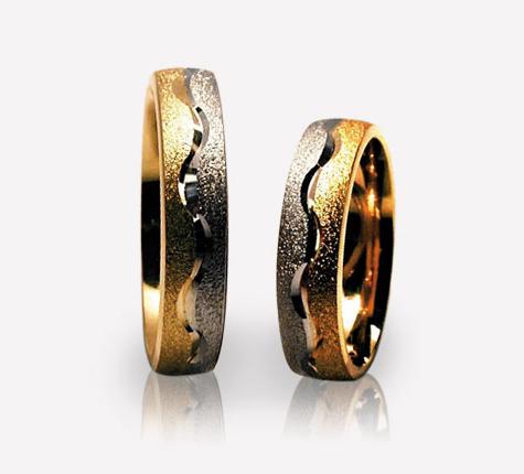 Damenring
Breite 5,0 mm

 Herrenring

Breite 5,0 mm
 
Ringe in 333, 585 oder 750 Gold