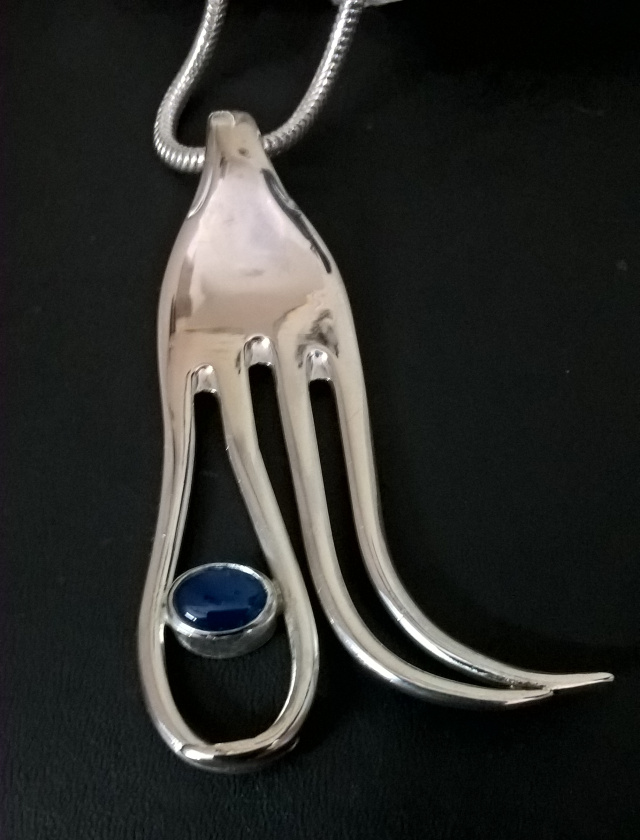 Gabelanhänger 925-er Silber mit blauen Achat